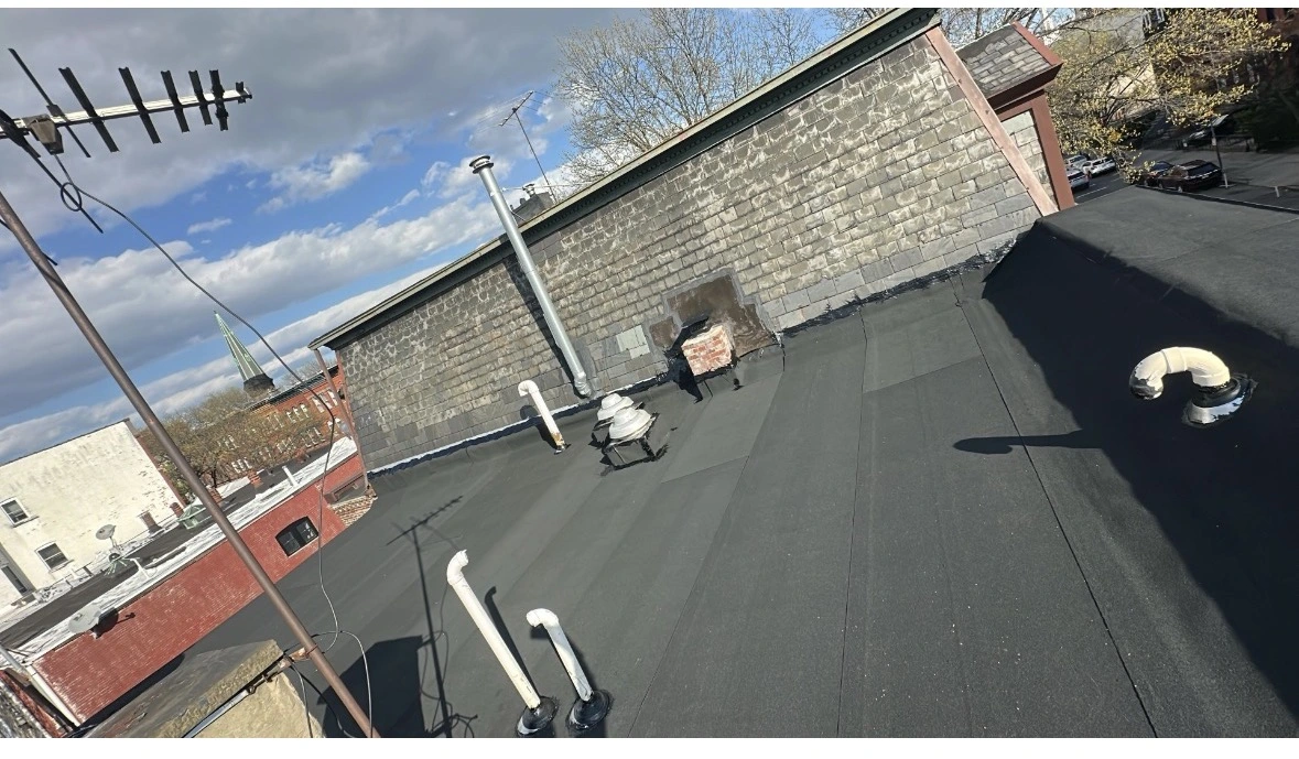 Completed commercial flat roof in Hackensack, NJ.